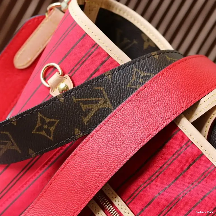 Fashion Reps Bags LV 2409YA0053 0503